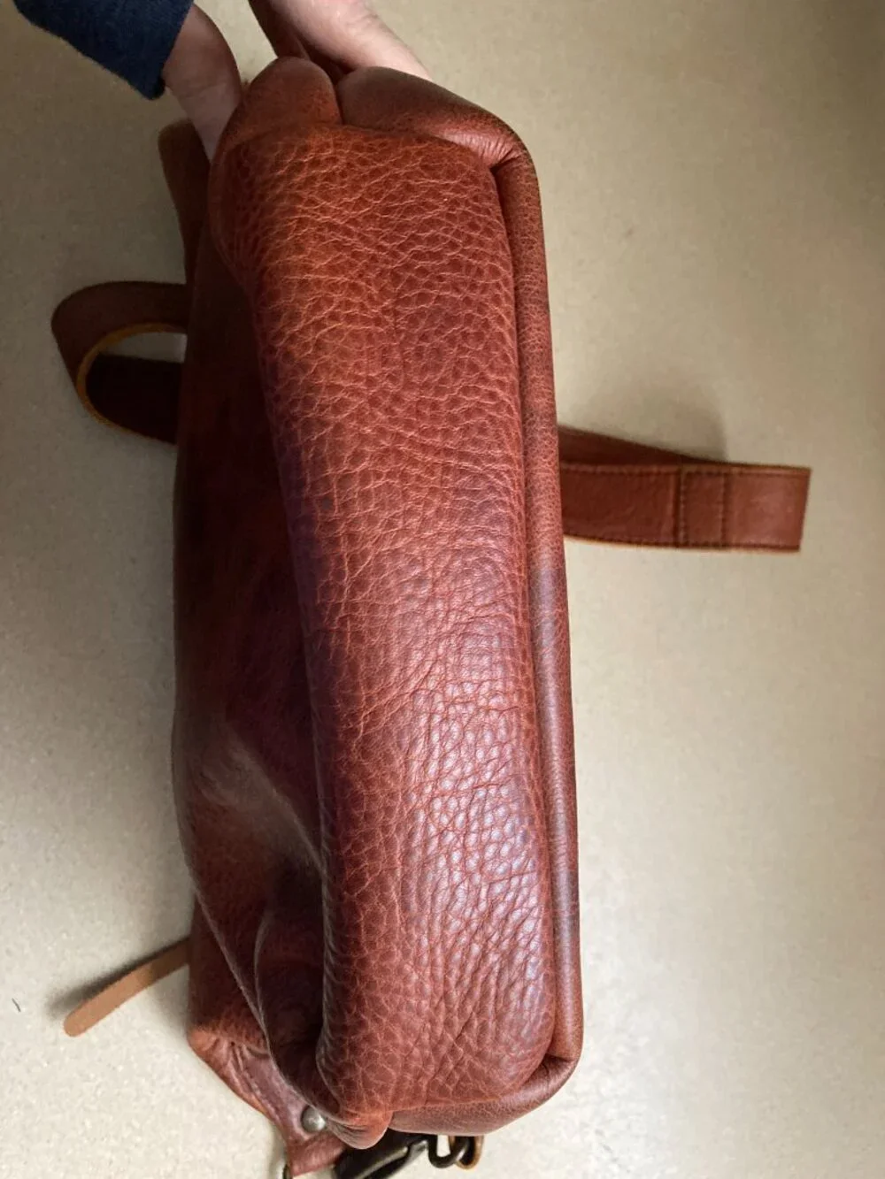 Love 41 Love41 Saddleback Leather London Sling SMALL Bull Dog Tan RARE!!! - Picture 6 of 12